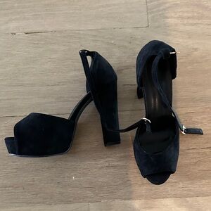 Chic Black Suede Women's Heels